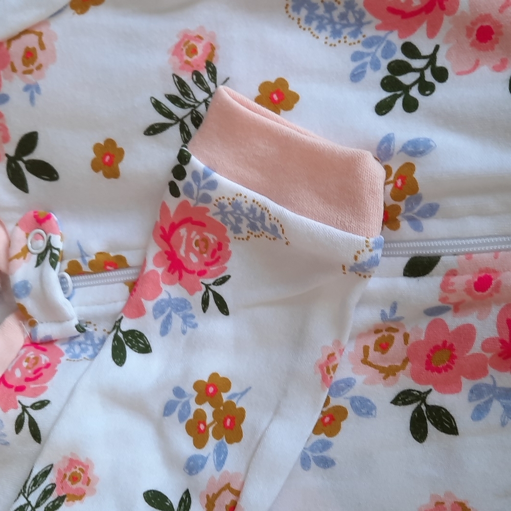 2 piece floral set. Footed onepice and headband - Picture 11 of 11